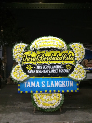 Papan Bunga Duka di Sikadamai